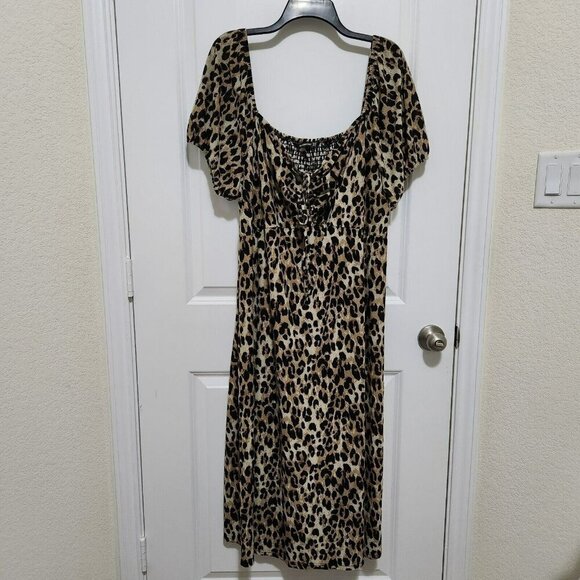 Bloomchic Women's 22 Off Shoulder Leopard Print Midi Dress Smocked Back - Picture 1 of 8